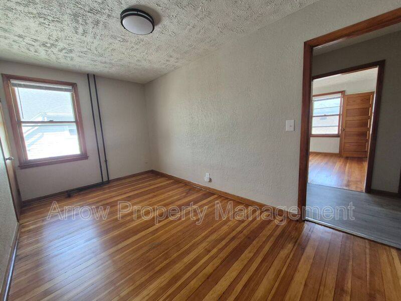 Apartment for rent at 2601 Vine St #3, Lincoln, NE 68503