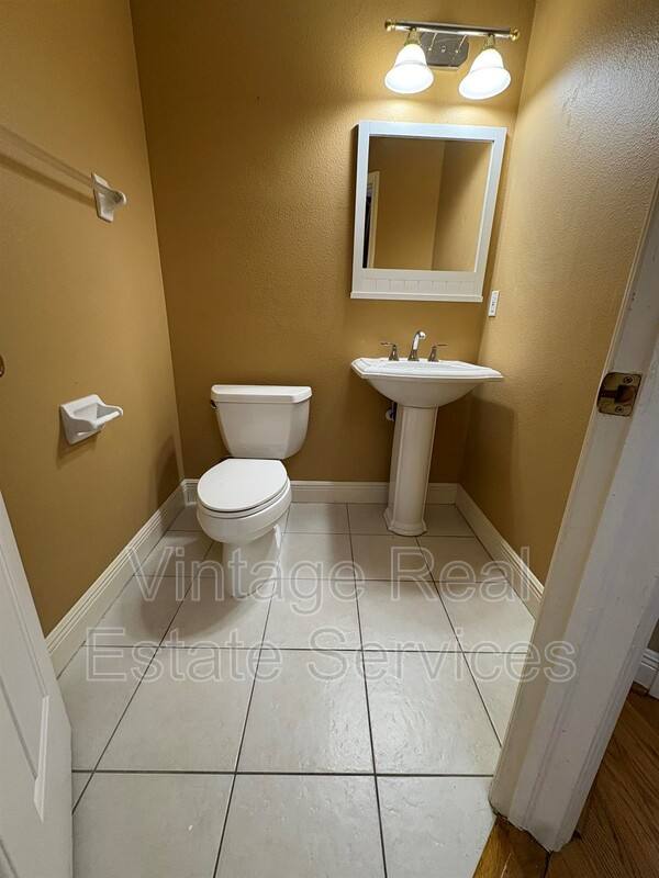 Townhouse for rent at 2856 Bayshore Trails Dr, Tampa, FL 33611