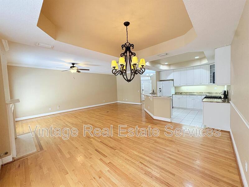 Townhouse for rent at 2856 Bayshore Trails Dr, Tampa, FL 33611