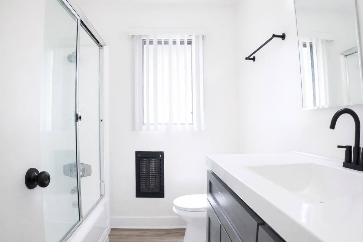Apartment for rent at 6859-6865 Fulton Ave, North Hollywood, CA 91605