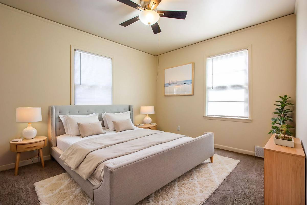 Apartment for rent at 5833-5835 Lafayette Ave, Omaha, NE 68132