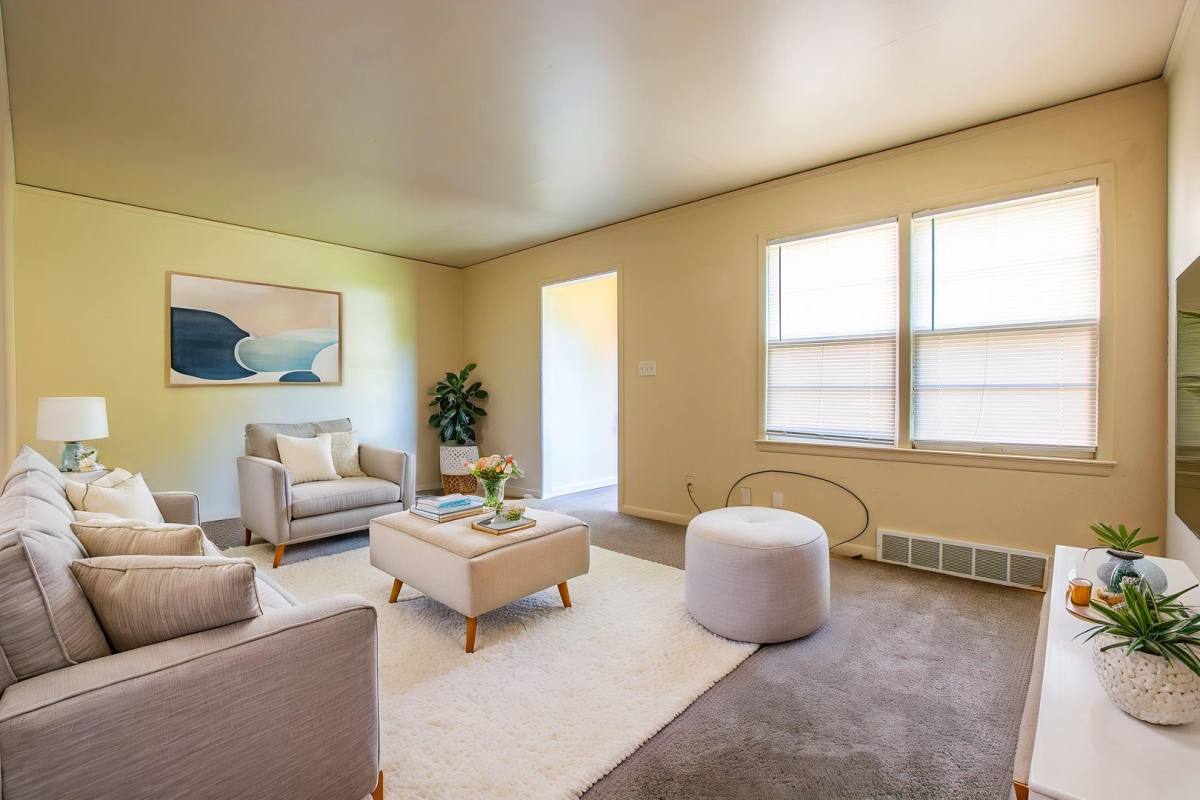 Apartment for rent at 5833-5835 Lafayette Ave, Omaha, NE 68132