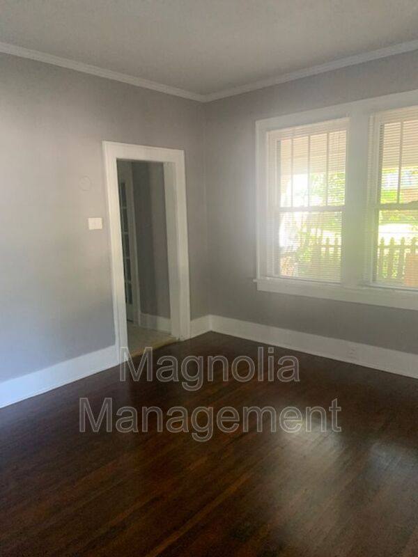 House for rent at 621 E Montgomery St, Henderson, NC 27536