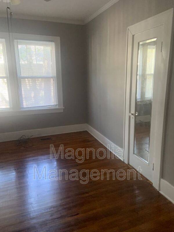 House for rent at 621 E Montgomery St, Henderson, NC 27536