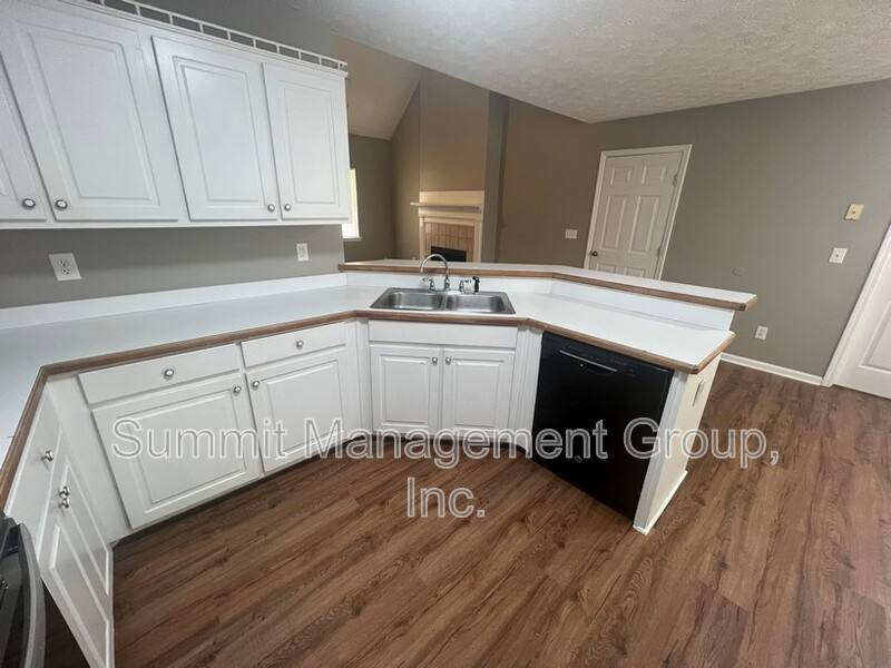 House for rent at 115 Falcon Ridge Dr, Covington, GA 30016