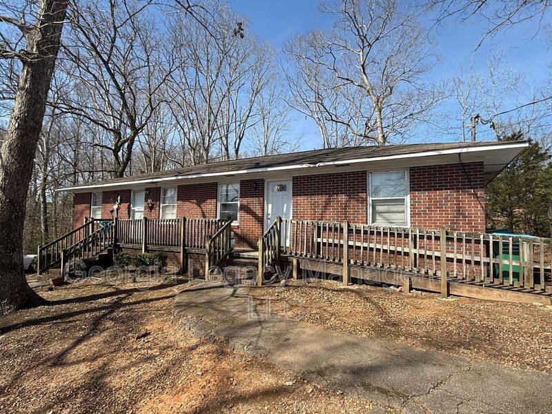 House for rent at 468 Taylor St, Royston, GA 30662