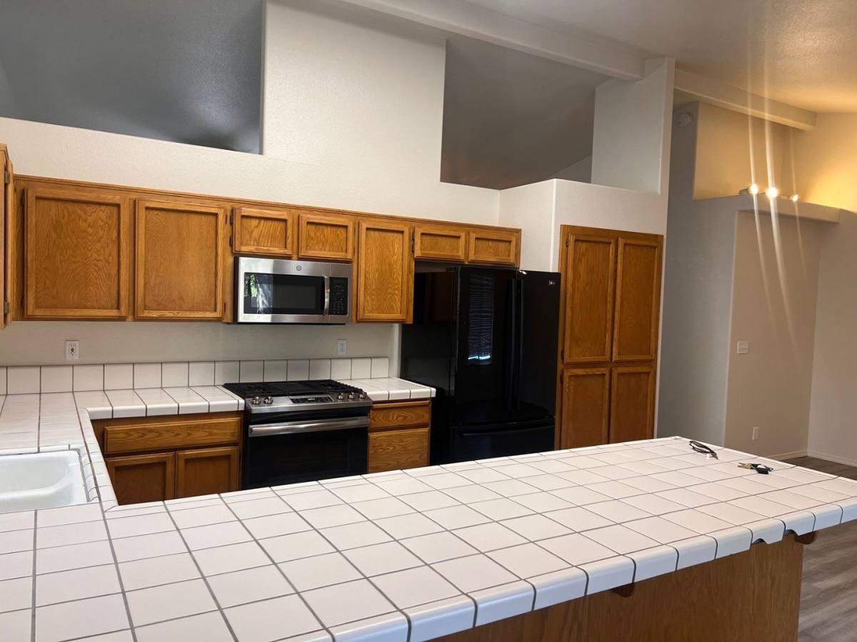 House for rent at 3257 Seedling Dr, Redding, CA 96001
