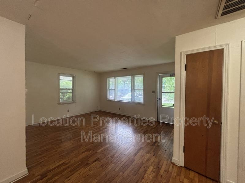 Condo for rent at 326 E 19th St, Lawrence, KS 66044