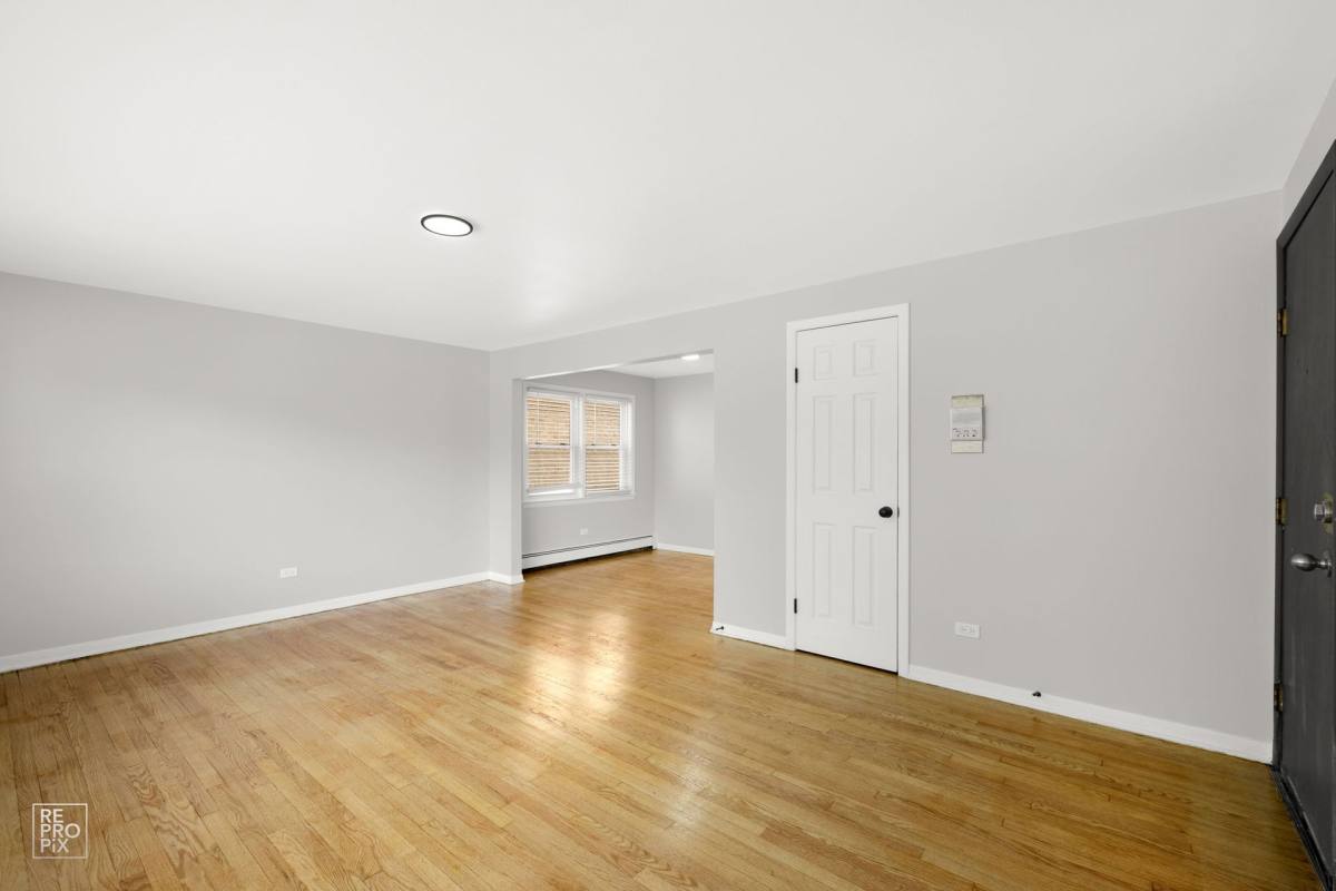 Apartment for rent at 8935-39 S Dauphin Ave, Chicago, IL 60619