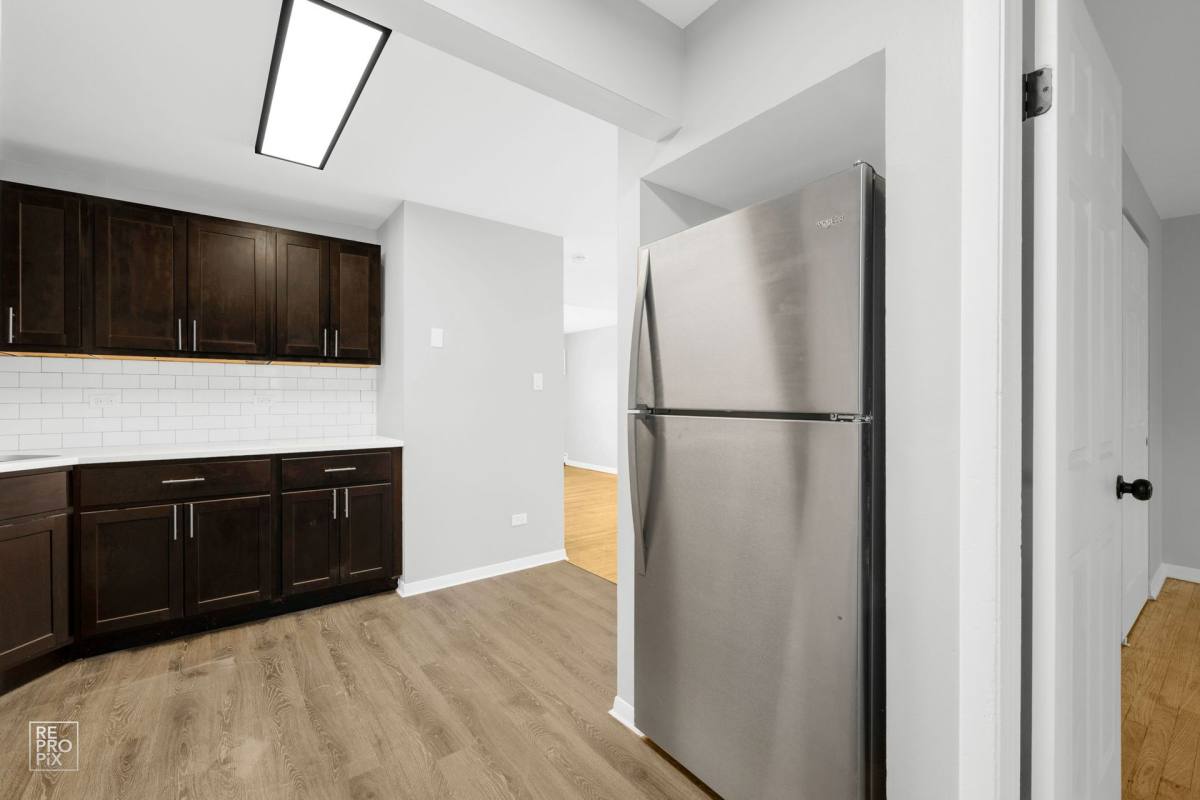 Apartment for rent at 8935-39 S Dauphin Ave, Chicago, IL 60619