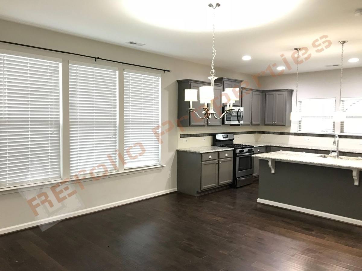 Townhouse for rent at 1014 Midtowne Way, Durham, NC 27713