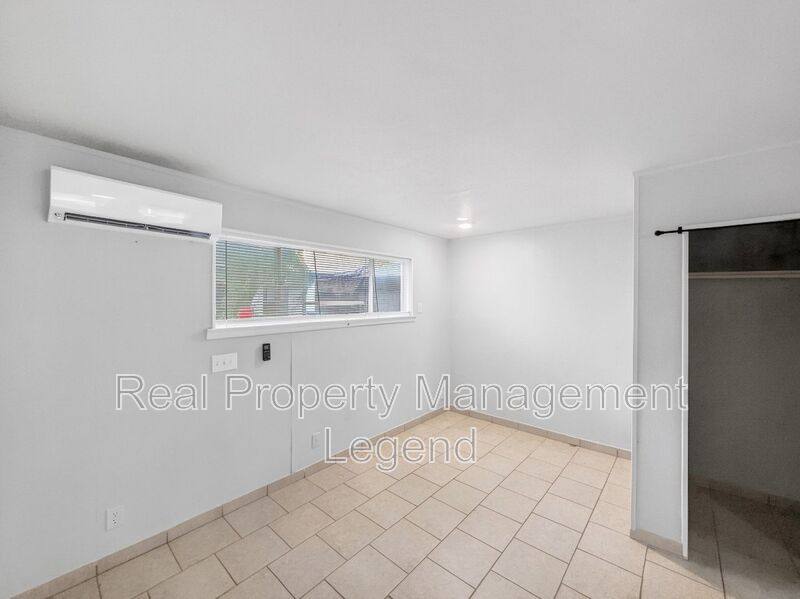 Apartment for rent at 4029 Mather Court #MATHER 4027, Dallas, TX 75211