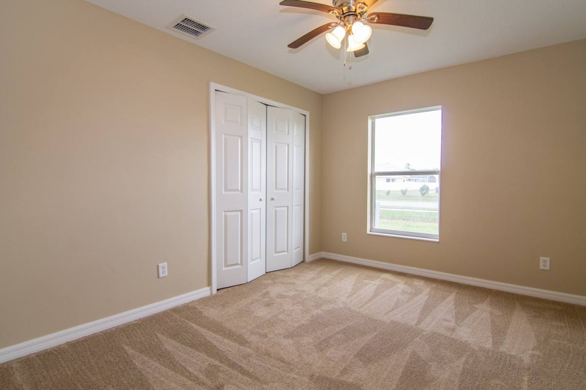House for rent at 402 Bridgewater Court, Kissimmee, FL 34758