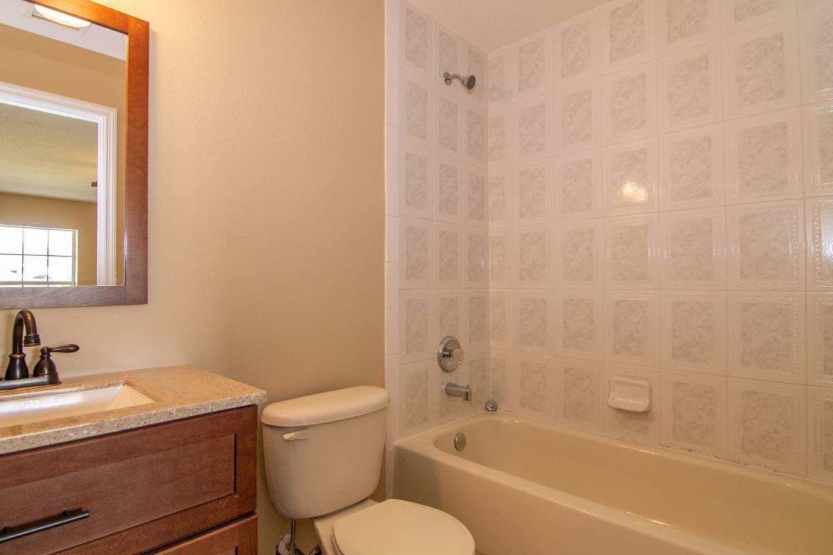 House for rent at 402 Bridgewater Court, Kissimmee, FL 34758
