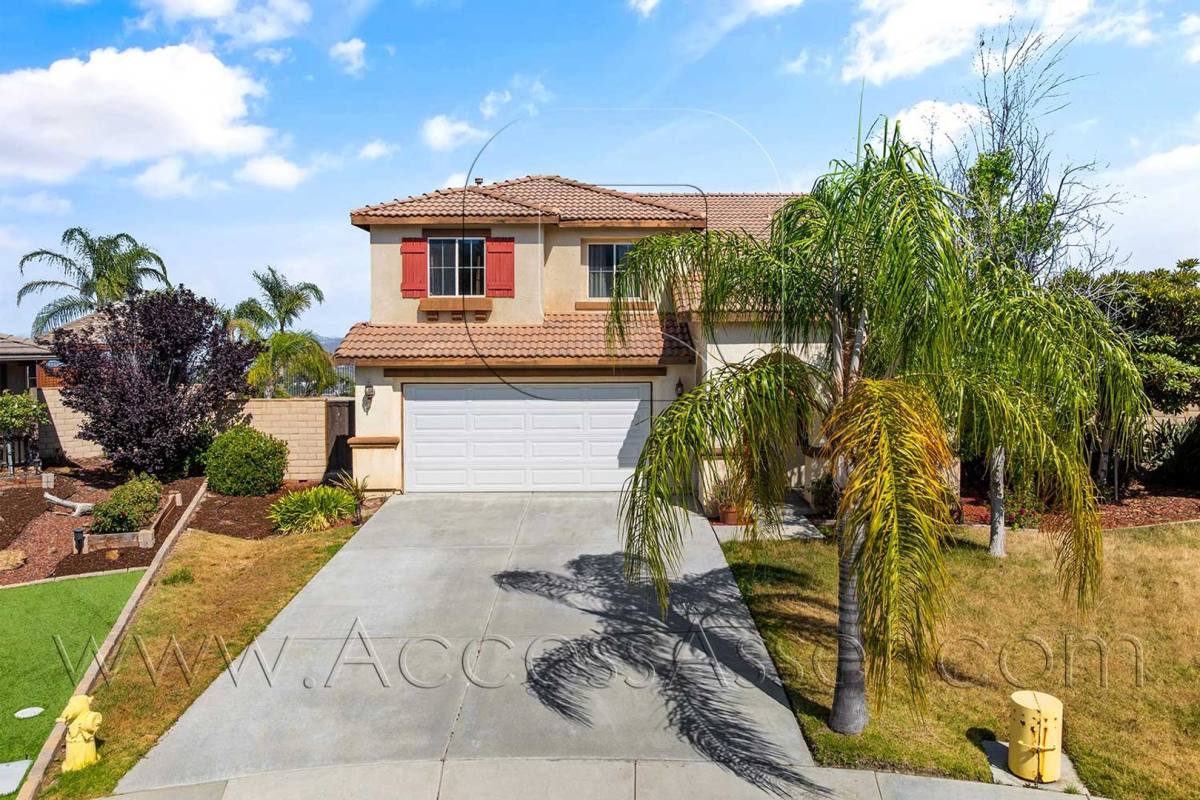 House for rent at 29444 Rock Point Dr, Lake Elsinore, CA 92530