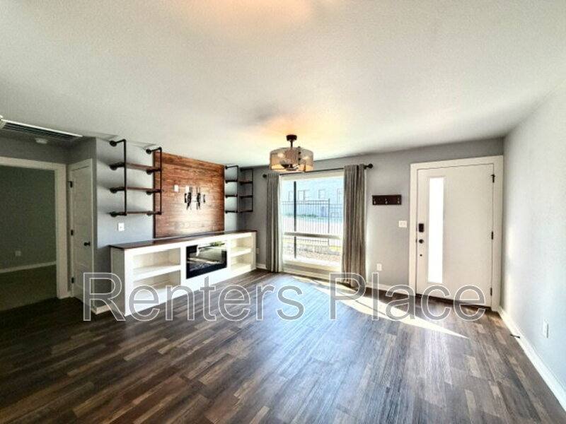 Apartment for rent at 624 S Quincy Ave #2, Tulsa, OK 74120