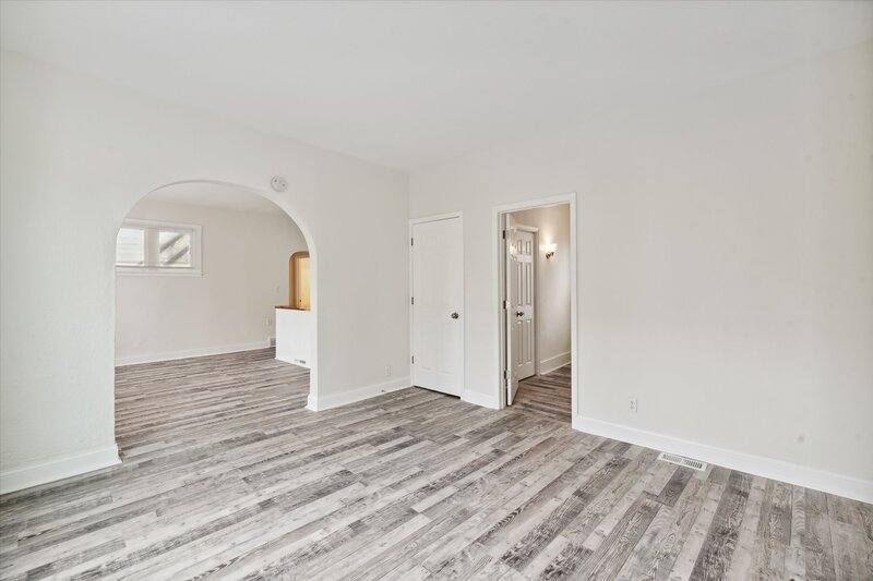 Apartment for rent at 4039 Vermaas Ave -Lower, Toledo, OH 43612