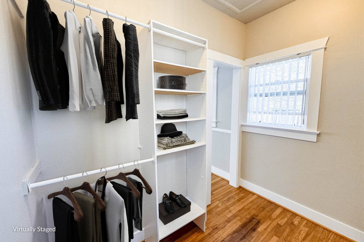 Apartment for rent at 616 Orange Ave, Long Beach, CA 90802