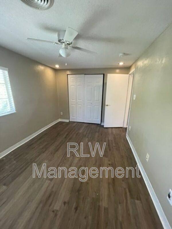 Apartment for rent at 206 Osceola Ave, Eustis, FL 32726
