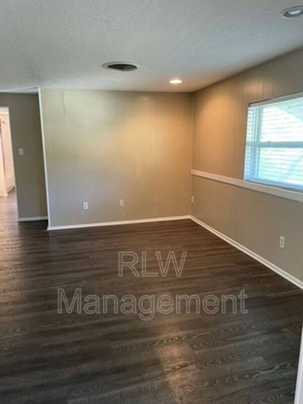 Apartment for rent at 206 Osceola Ave, Eustis, FL 32726