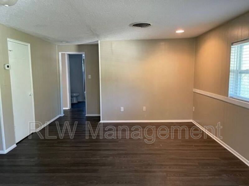 Apartment for rent at 206 Osceola Ave, Eustis, FL 32726
