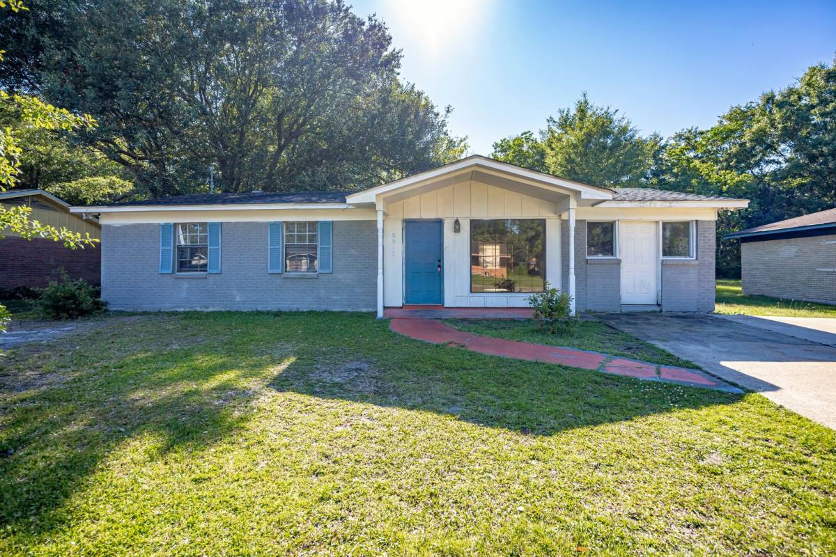 House for rent at 5612 Rose Dr, Moss Point, MS 39563