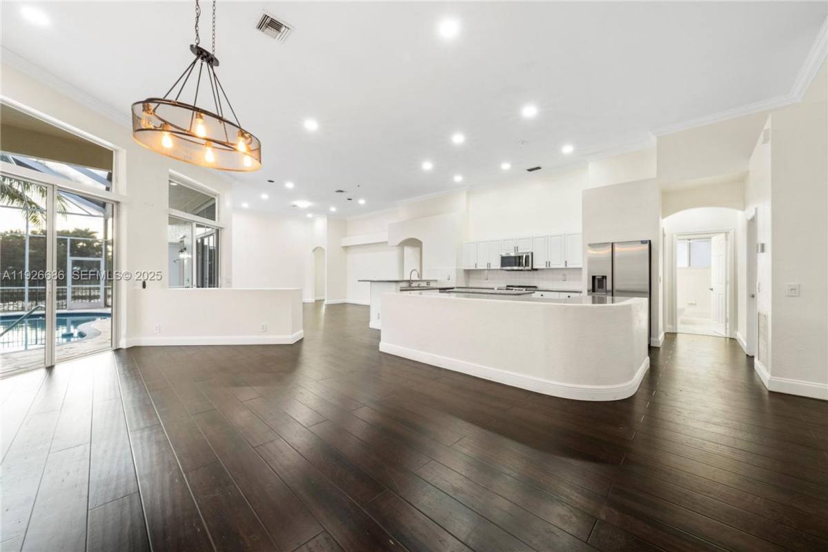 House for rent at 2893 Oakbrook Dr, Fort Lauderdale, FL 33332