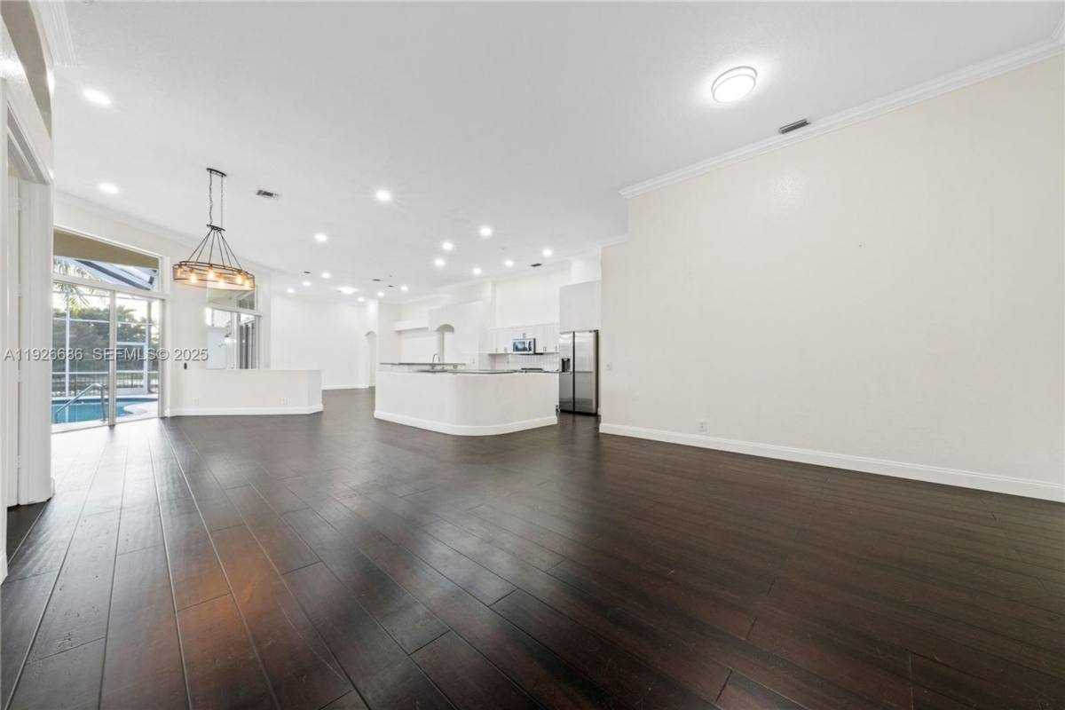 House for rent at 2893 Oakbrook Dr, Fort Lauderdale, FL 33332