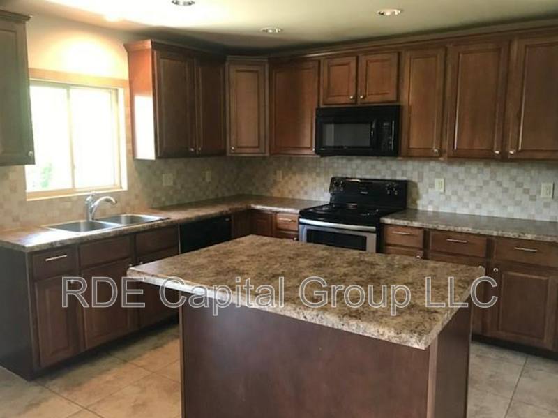 House for rent at 4705 Cliffwood Dr, Garland, TX 75043