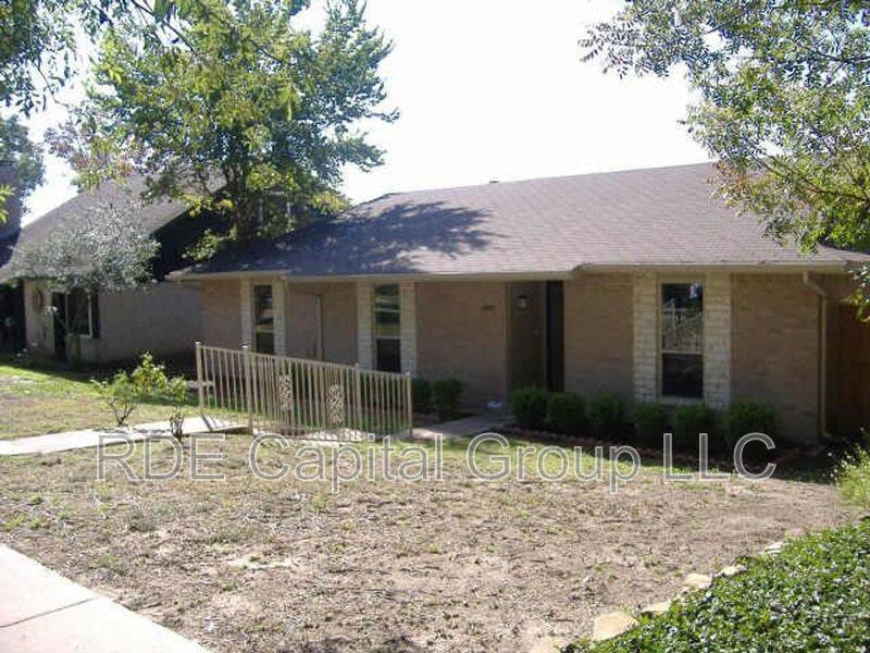 House for rent at 4705 Cliffwood Dr, Garland, TX 75043