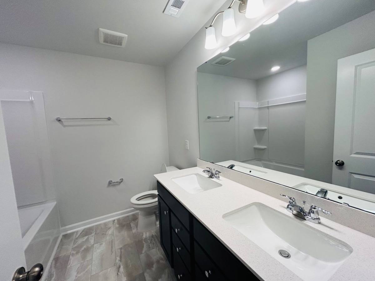 Townhouse for rent at 822 Falls Grove Trail, High Point, NC 27265