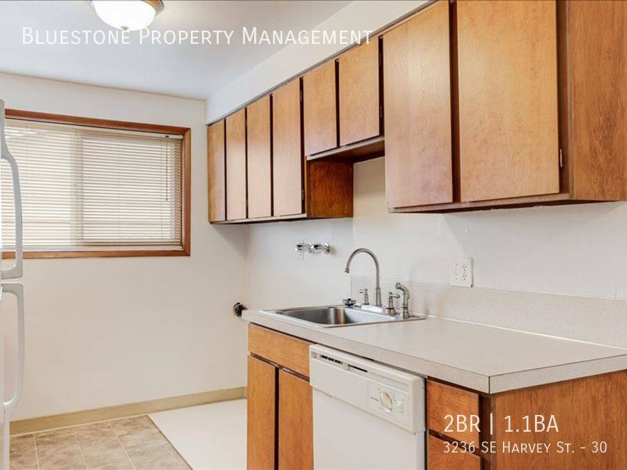 Townhouse for rent at 3236 SE Harvey St #30, Portland, OR 97222