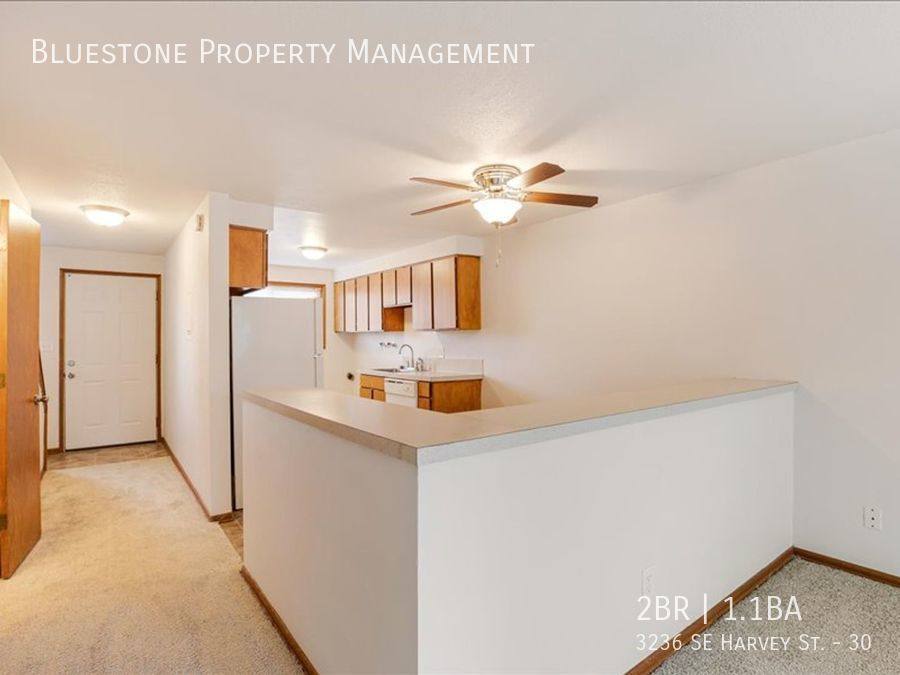 Townhouse for rent at 3236 SE Harvey St #30, Portland, OR 97222