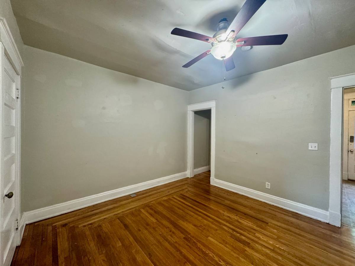 Apartment for rent at 265 W McMillan, Cincinnati, OH 45219