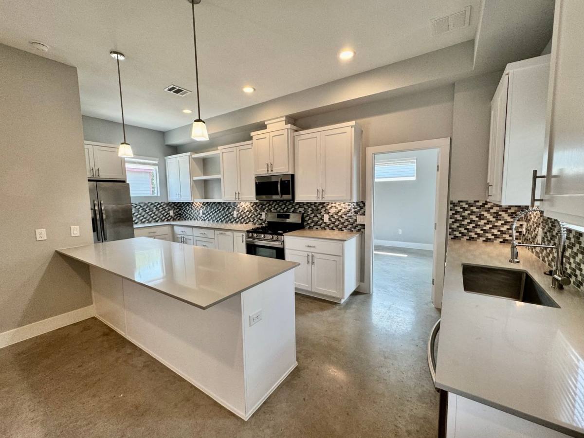 Condo for rent at 6911 Meador Ave #A, Austin, TX 78741