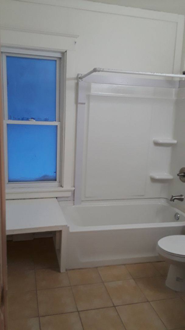 Apartment for rent at 217 E 7th St #2, Duluth, MN 55805