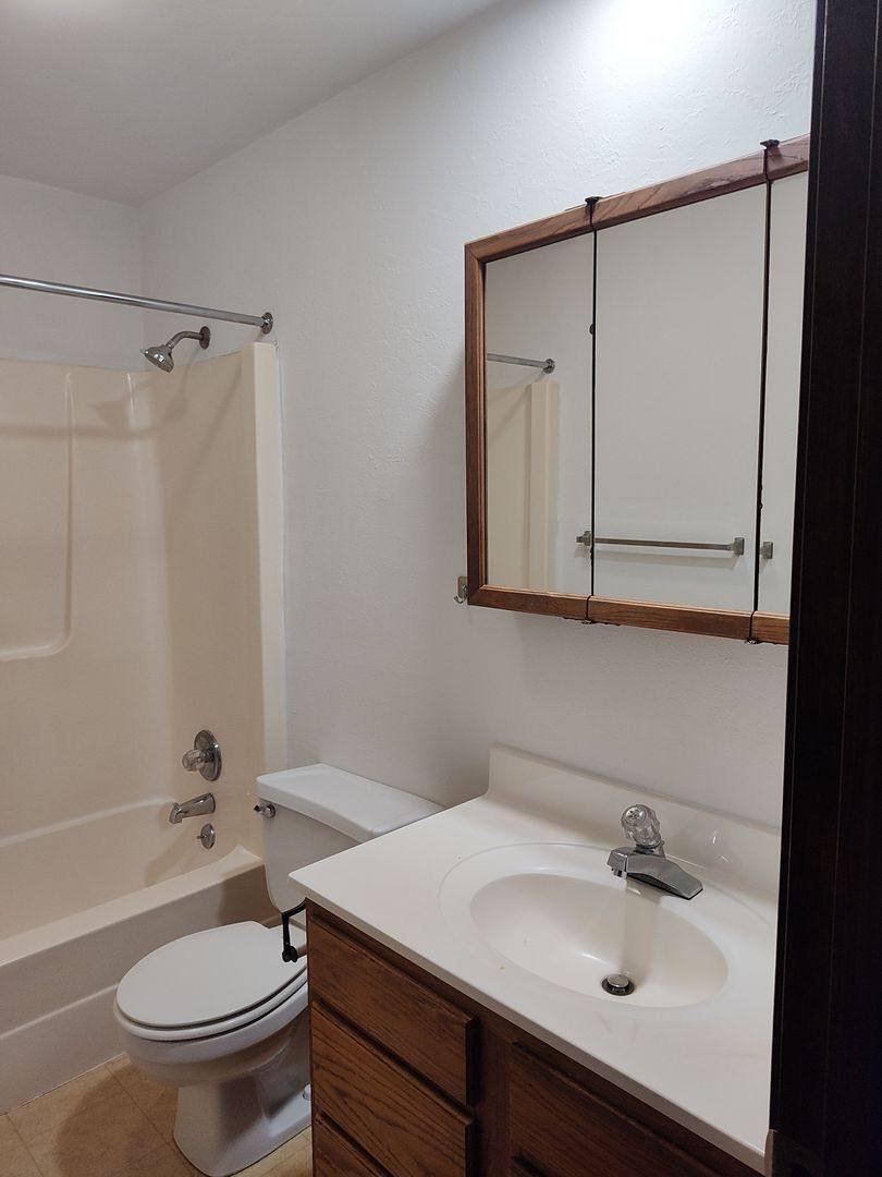 Townhouse for rent at 601 Boxwood, Cape Girardeau, MO 63701