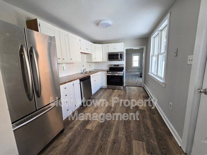 House for rent at 122 S Carlisle St, Greencastle, PA 17225