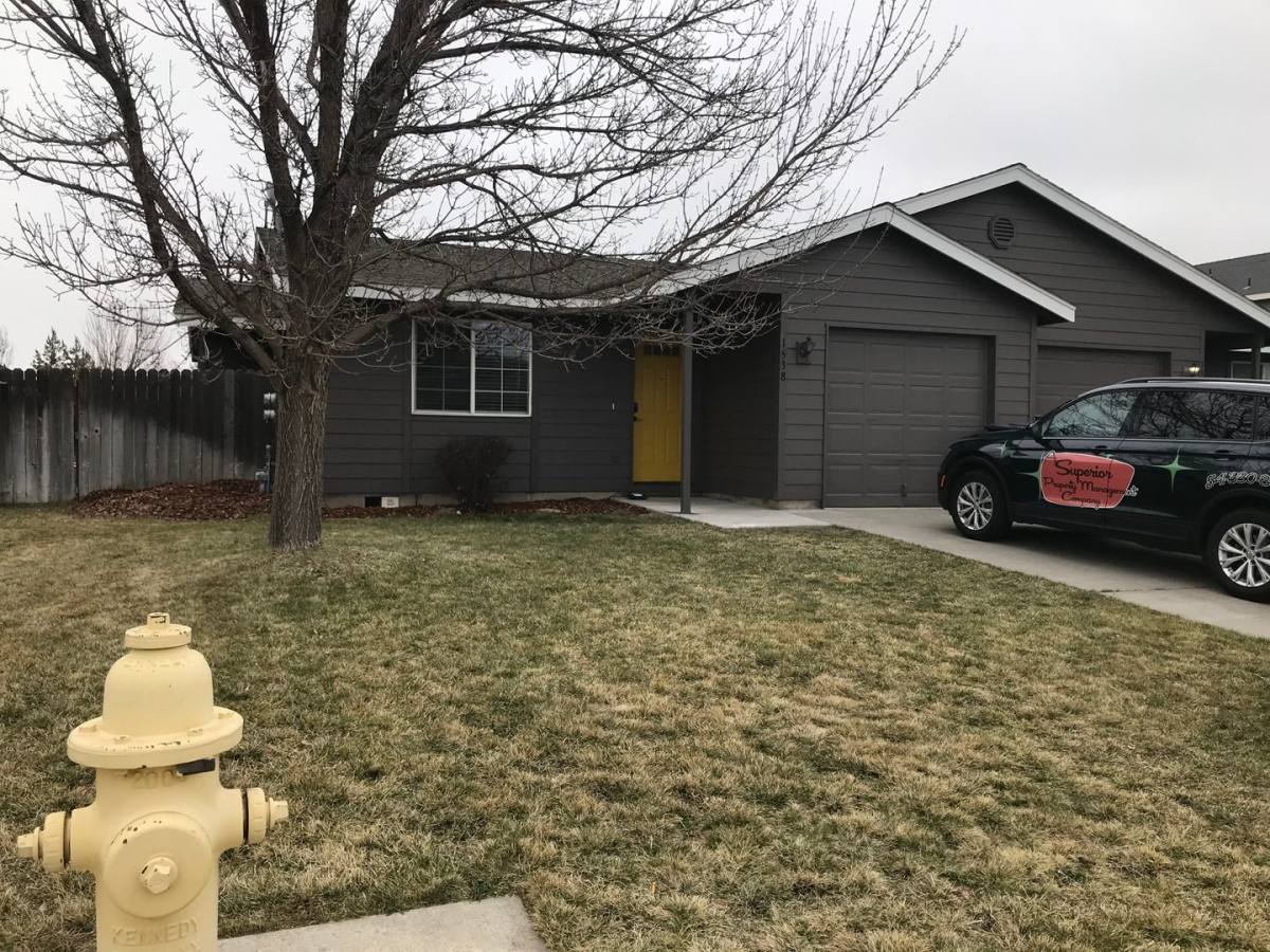 Apartment for rent at 1538 NE 7th St, Redmond, OR 97756