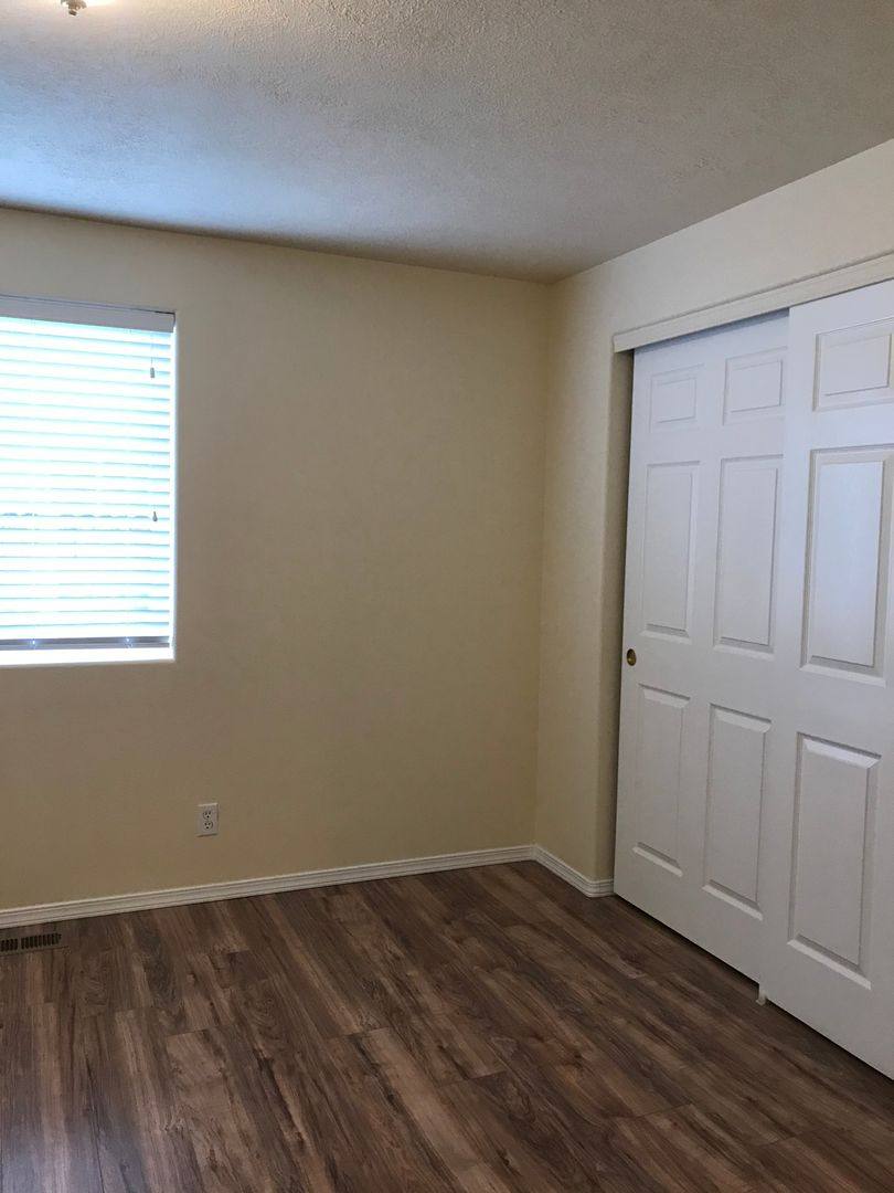 Apartment for rent at 1538 NE 7th St, Redmond, OR 97756