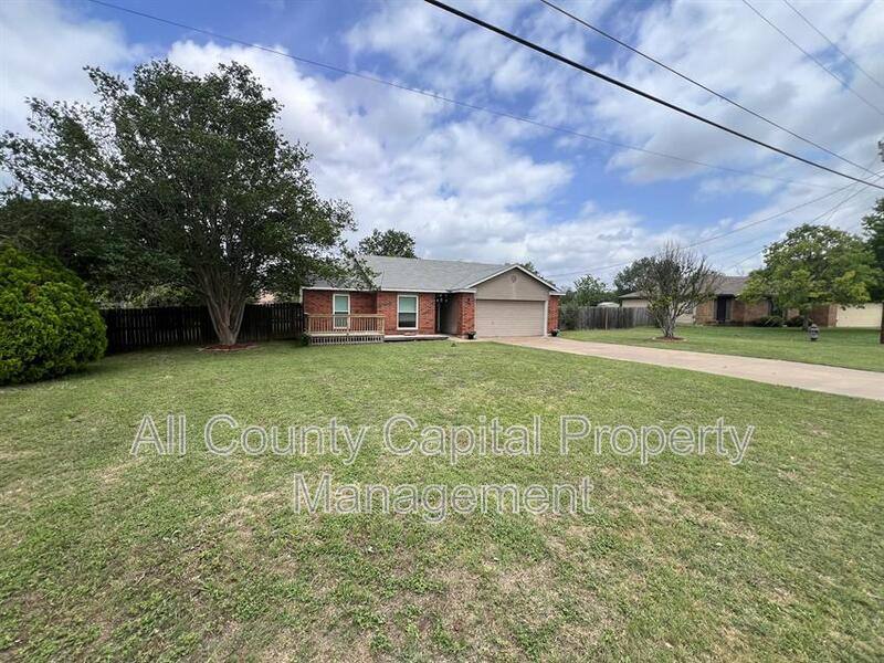 House for rent at 204 Quail Meadow Dr, Kyle, TX 78640