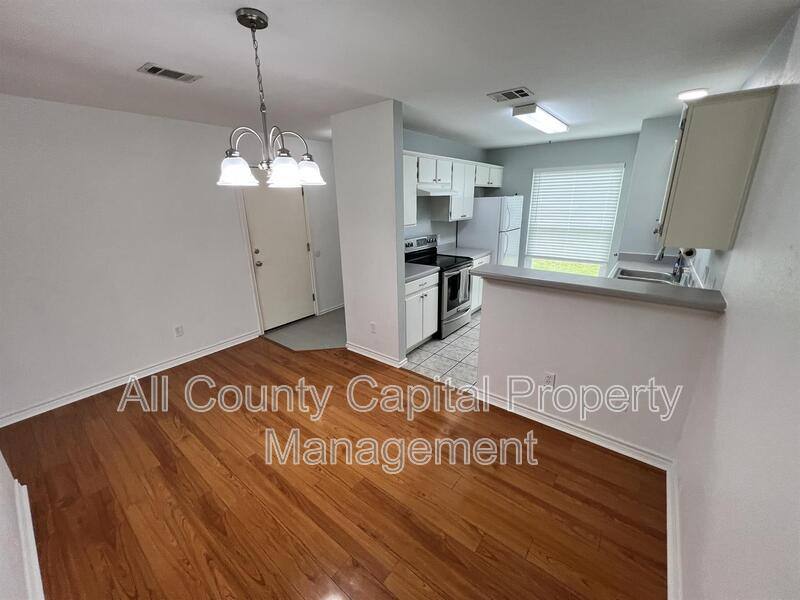 House for rent at 204 Quail Meadow Dr, Kyle, TX 78640