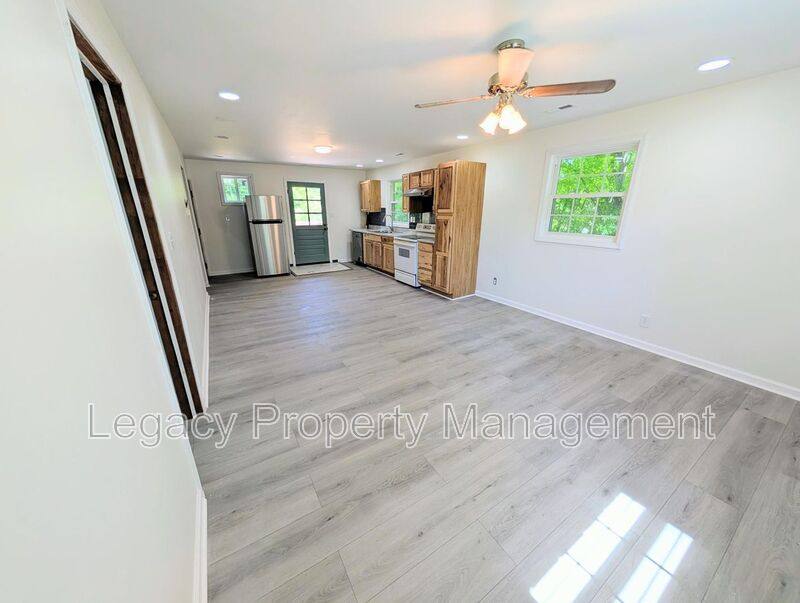 Apartment for rent at 4421 Kernersville Rd, Kernersville, NC 27284