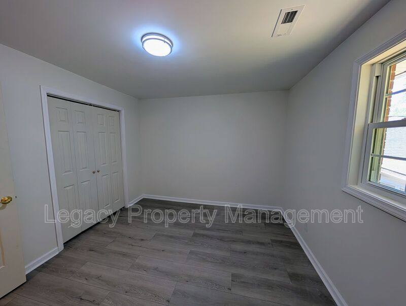 Apartment for rent at 4421 Kernersville Rd, Kernersville, NC 27284