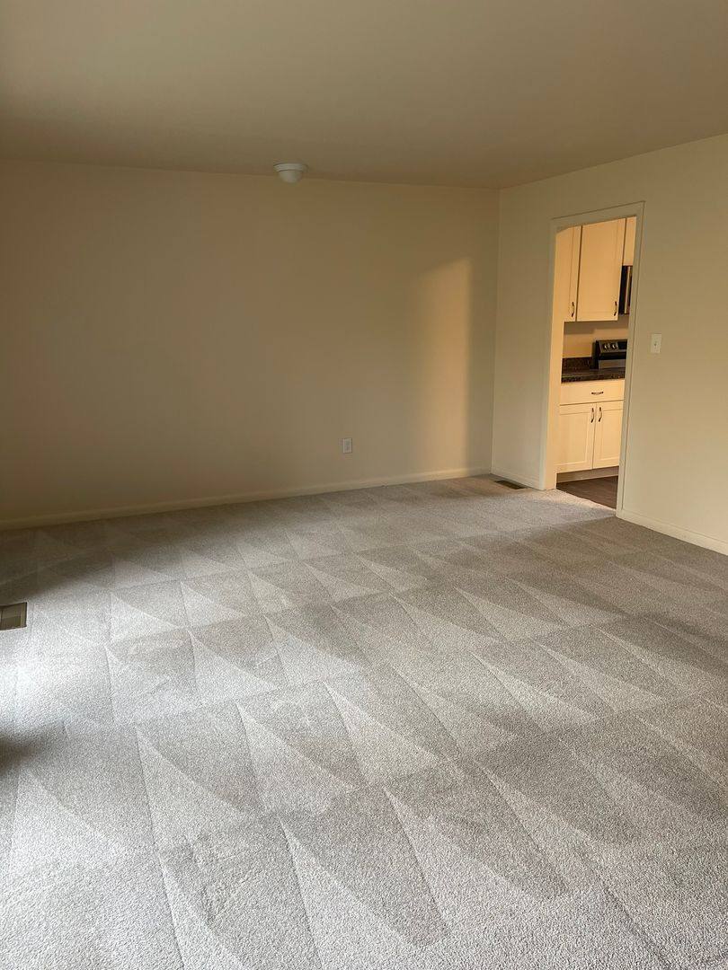 Apartment for rent at 105 Foxfire Dr, Newark, DE 19711