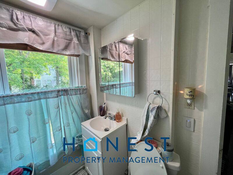 Apartment for rent at 95 Main St #2, Whitefield, ME 04353