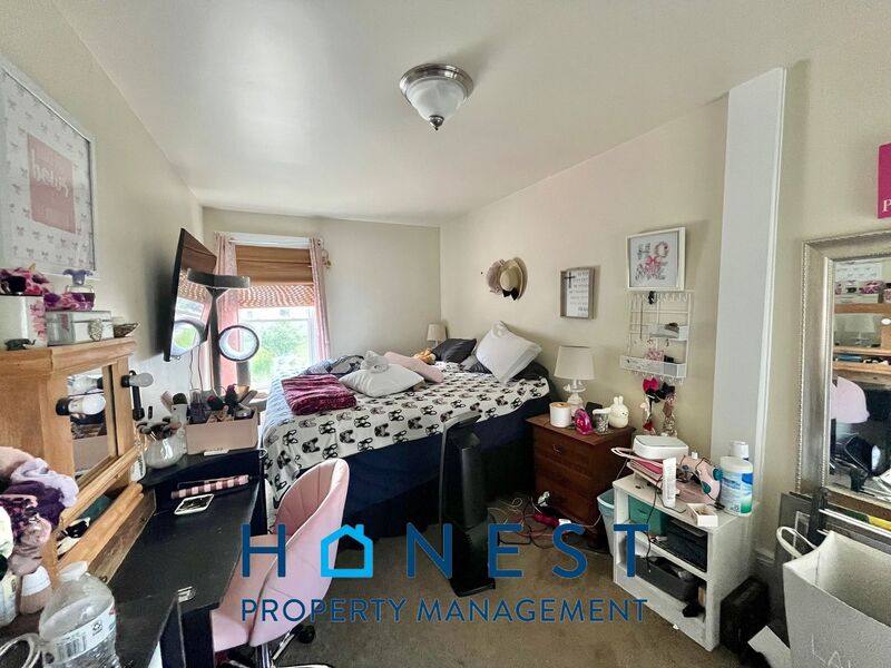 Apartment for rent at 95 Main St #2, Whitefield, ME 04353