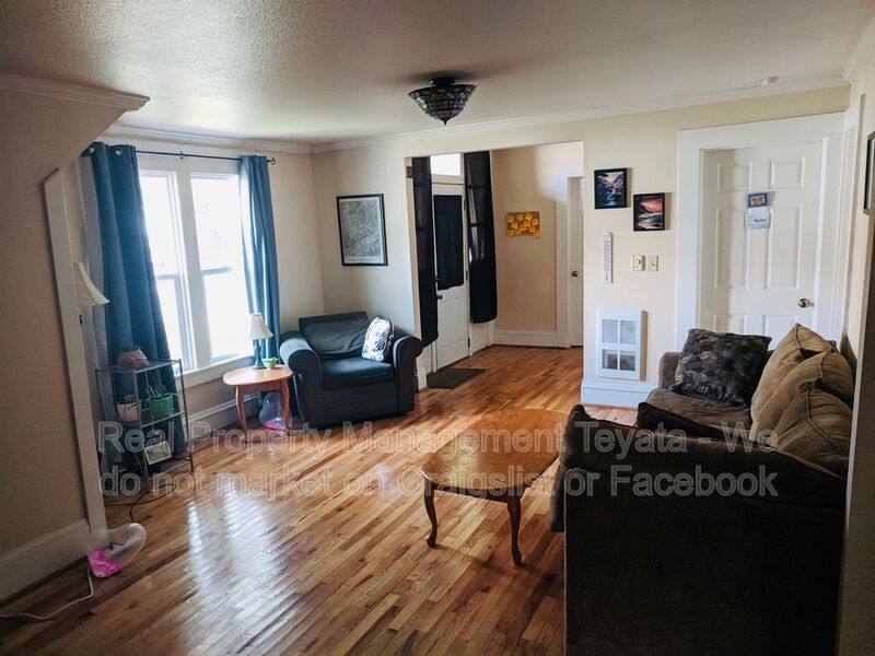 Apartment for rent at 1405 Halleck St, Bellingham, WA 98225