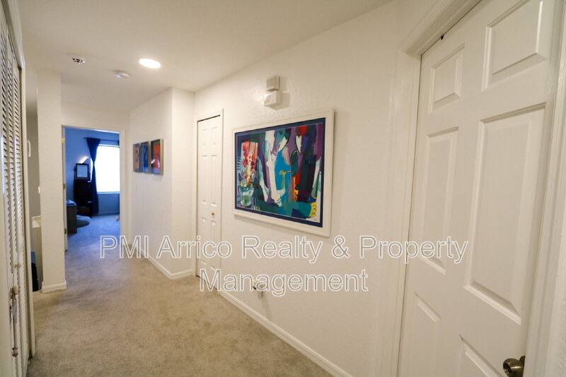 Townhouse for rent at 10922 Winter Crest Dr, Riverview, FL 33569