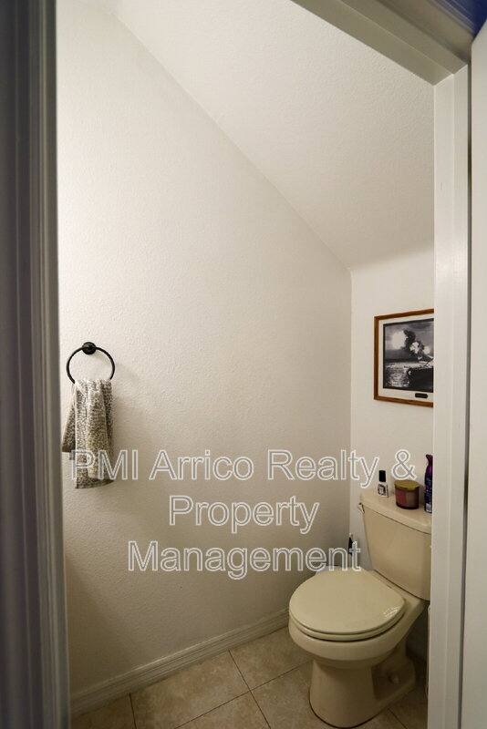 Townhouse for rent at 10922 Winter Crest Dr, Riverview, FL 33569